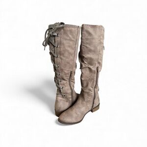 Rampage Women's Lace-Up Taupe Boots